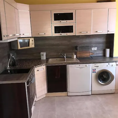 Front Beach Апартаменты Несебр